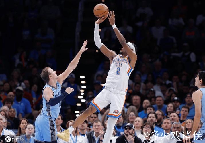 亚历山大狂砍41分助雷霆豪取8连胜，快船惊险击败灰熊